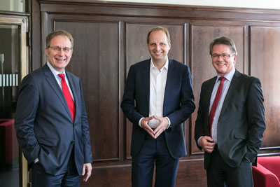 Dr. Christoph Mecking und Erich Steinsdörfer mit Thomas Heilmann